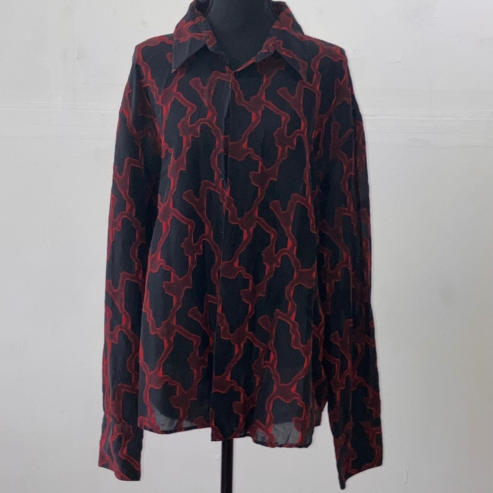 Versace Black Button-Down Shirt with Red Abstract Chain Motif